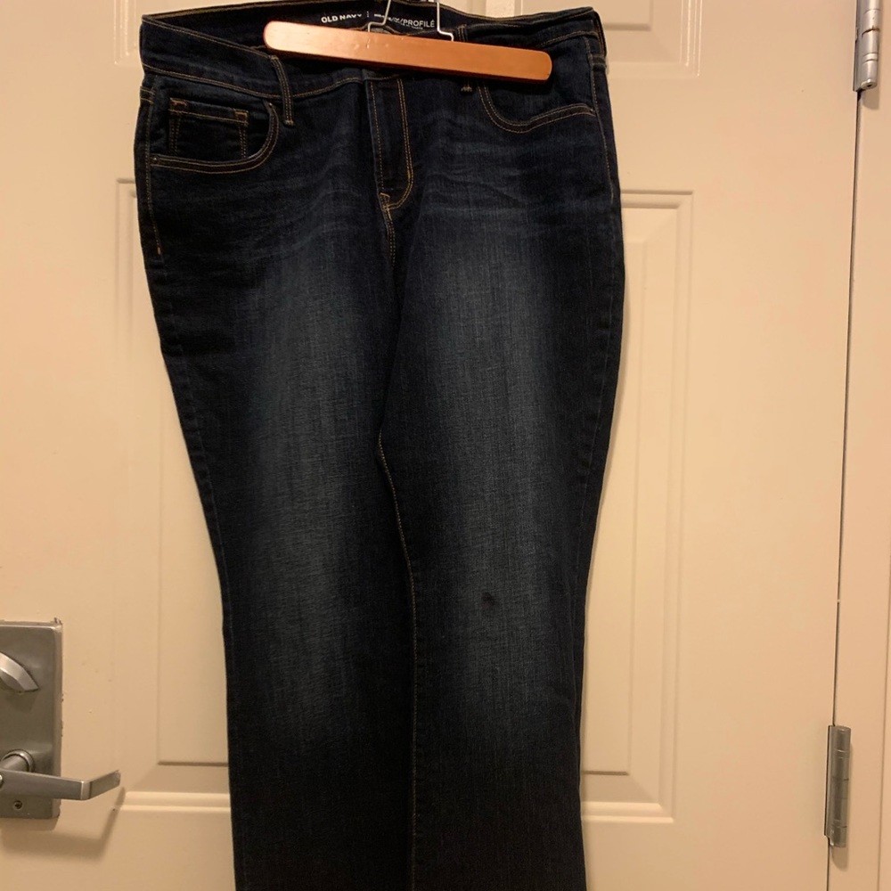 EUC Worn Once Old Navy Curvy Bootcut Jeans